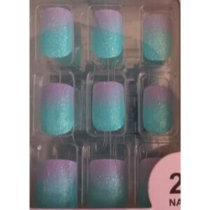 Nail Sets 24 Piece New Pretty Secrets Professional Artificial textured art